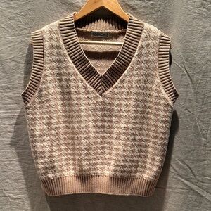 Sdencin | Heritage Houndstooth Sweater Vest | Brown & Cream